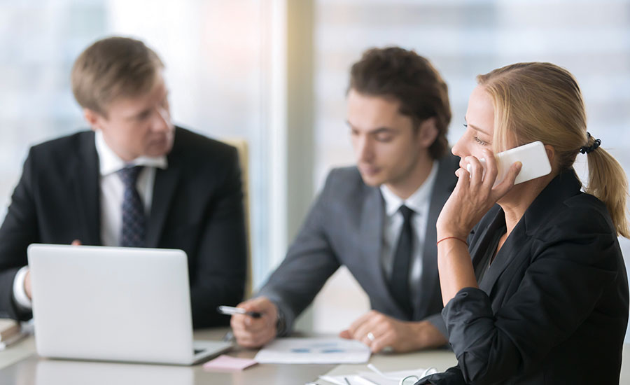 Do I need to register for VAT, and what happens if I register late?